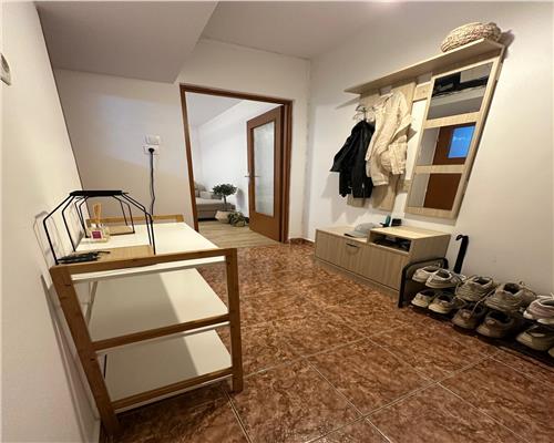 Inchiriere apartament 2camere nedecomandat, Ploiesti, zona Vest.