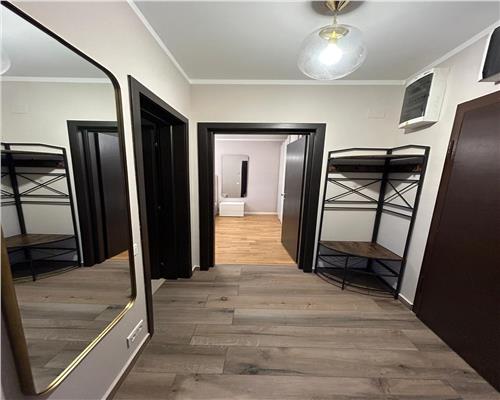 Inchiriere 2 camere de lux, centru Romana Residence, Ploiesti