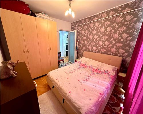 Apartament 2 camere, centrala proprie, in Ploiesti, zona Nord.