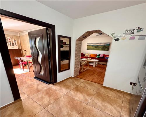 Apartament 2 camere, centrala proprie, in Ploiesti, zona Nord.