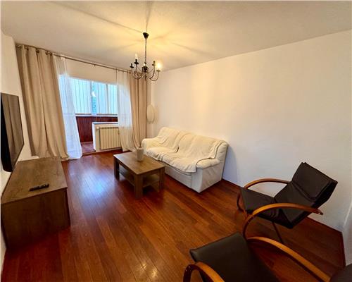 Apartament 3 camere, decomandat, Ploiesti, zona Gh. Doja.