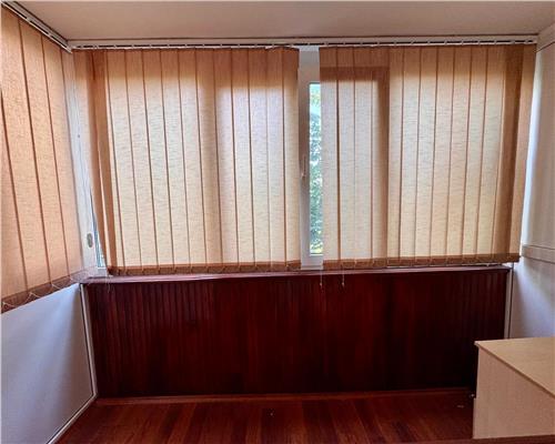 Apartament 3 camere, decomandat, Ploiesti, zona Gh. Doja.