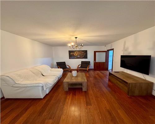 Apartament 3 camere, decomandat, Ploiesti, zona Gh. Doja.