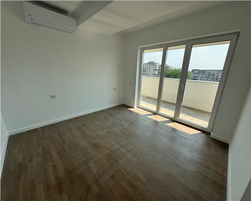 Apartament 3 camere si 2 terase in Ploiesti, zona Parcul Mihai Viteazul.