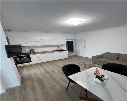 Inchiriere 3 camere Real Residence Resort