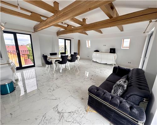 Vanzare spatiu comercial si curte generoasa, in Paulestii Noi