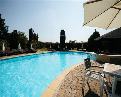 DE VANZARE RESTAURANT EVENIMENTE | PISCINA | TEREN 31150 mp | PLOIESTI