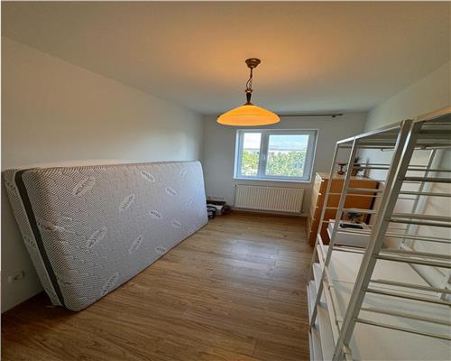 Apartament 3 camere , Malu Rosu , Ploiesti , mobilat complet