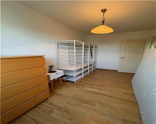 Apartament 3 camere , Malu Rosu , Ploiesti , mobilat complet