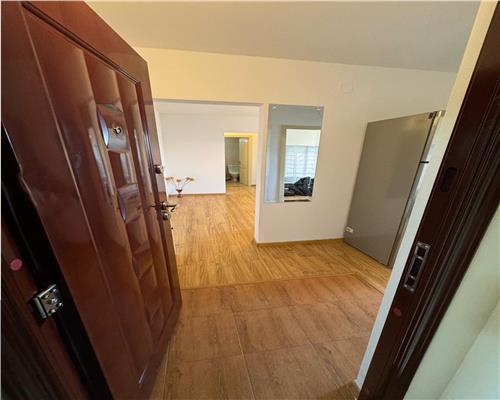 Apartament 3 camere , Malu Rosu , Ploiesti , mobilat complet