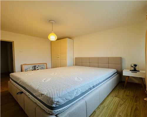 Apartament 3 camere , zona Malu Rosu , Ploiesti