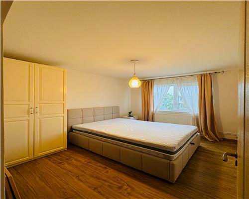 Apartament 3 camere , zona Malu Rosu , Ploiesti