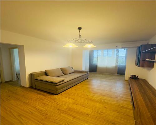 Apartament 3 camere , zona Malu Rosu , Ploiesti