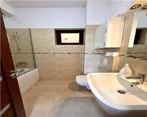 Apartament 3 camere, bloc 2018, in Ploiesti, zona Cantacuzino