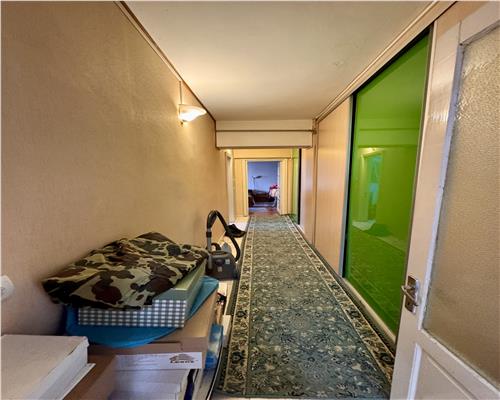 Apartament 3 camere 151 mp, in Ploiesti, zona Gh. Doja