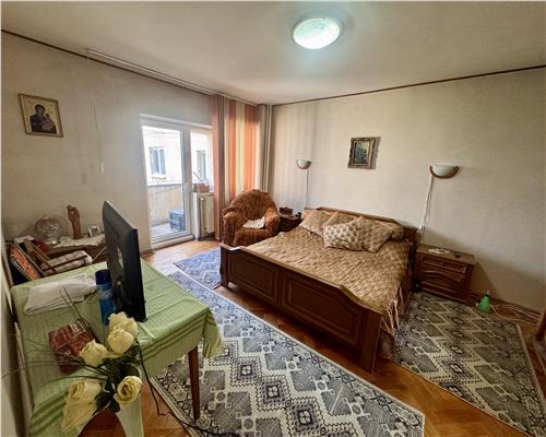 Apartament 3 camere 151 mp, in Ploiesti, zona Gh. Doja
