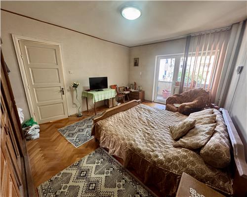 Apartament 3 camere 151 mp, in Ploiesti, zona Gh. Doja
