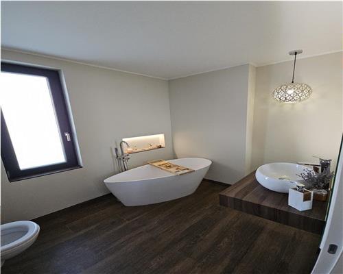 Apartament 3 camere de lux, 3 bai, zona Albert, Ploiesti