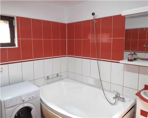 Inchiriere apartament 2 camere, spatios, curte proprie, zona AFI, Ploiesti