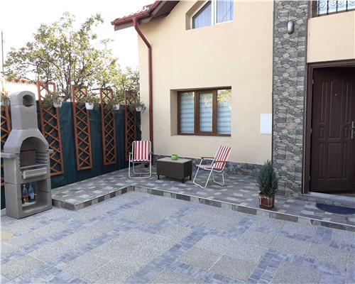 Inchiriere apartament 2 camere, spatios, curte proprie, zona AFI, Ploiesti