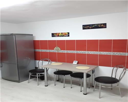 Inchiriere apartament 2 camere, spatios, curte proprie, zona AFI, Ploiesti