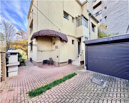 Vanzare vila D+P+1E, zona excelenta, Bulevard, Ploiesti