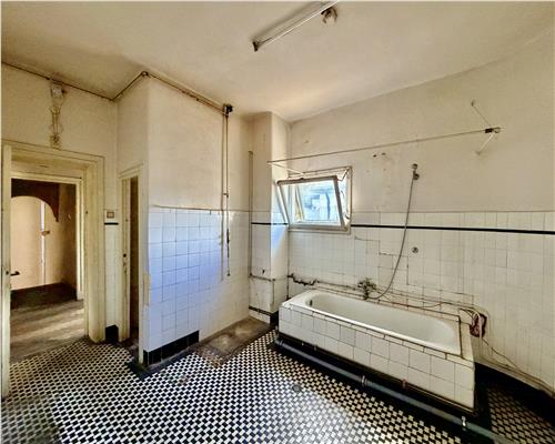 Vanzare vila D+P+1E, zona excelenta, Bulevard, Ploiesti