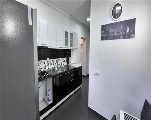 Inchiriere apartament 2 camere, spatios, recent renovat, central, Ploiesti