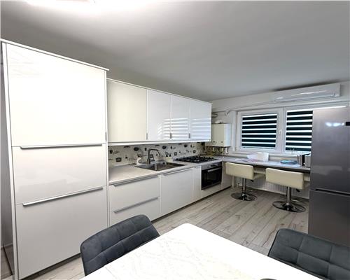 Inchiriere apartament de lux, 2 camere, parcare proprie, Rezidential 9 Mai, Ploiesti