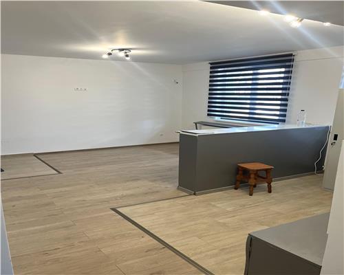 Inchiriere apartament 3 camere modern, Piata M. Viteazul, Ploiesti