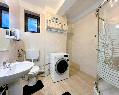 Inchiriere apartament 3 camere , bloc nou, Piata M. Viteazul, Ploiesti