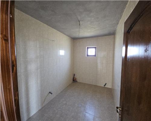 Casa 6 camere, 300mp, Ploiestiori