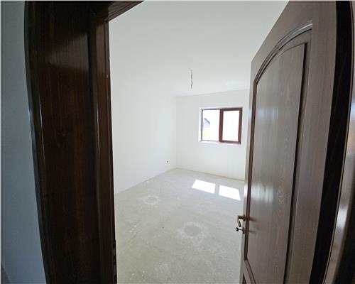 Casa 6 camere, 300mp, Ploiestiori