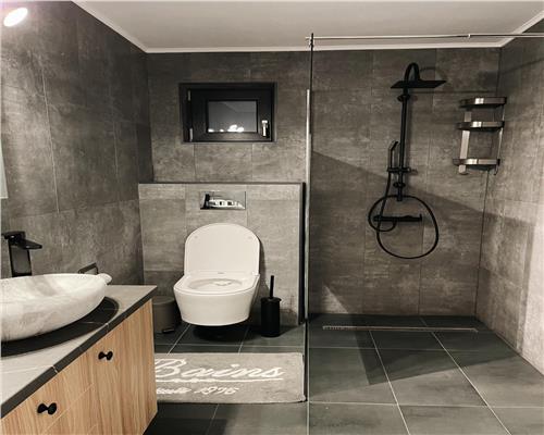 Casa P+1E, 4 camere, prima inchiriere, Republicii Caraiman, Ploiesti