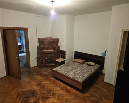 Vanzare casa 3 camere, in Ploiesti