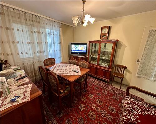 Inchiriere apartament 3 camere, zona Vest, Ploiesti