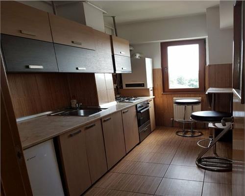 Inchiriere apartament, 2 camere, parcare proprie, zona centrala, Ploiesti