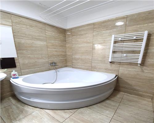 Inchiriere apartament modern, 3 camere, parcare privata, Rezidential 9 Mai, Ploiesti