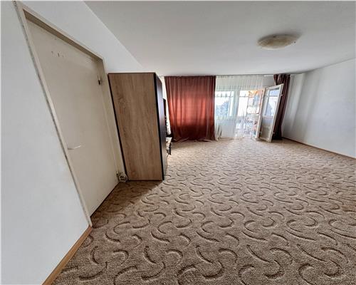 Apartament 2 camere, bloc tip cubulet, Ploiesti, zona Nord