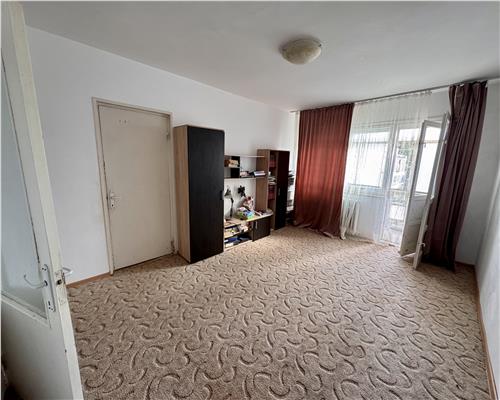 Apartament 2 camere, bloc tip cubulet, Ploiesti, zona Nord