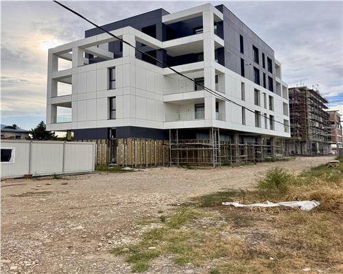 Apartament 2 camere si terasa,  Ploie?ti, zona Albert