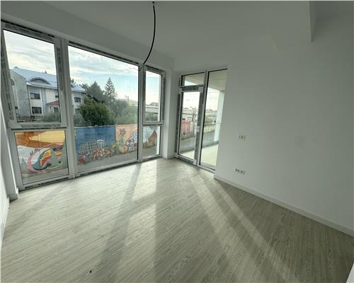 Apartament 2 camere si terasa,  Ploie?ti, zona Albert
