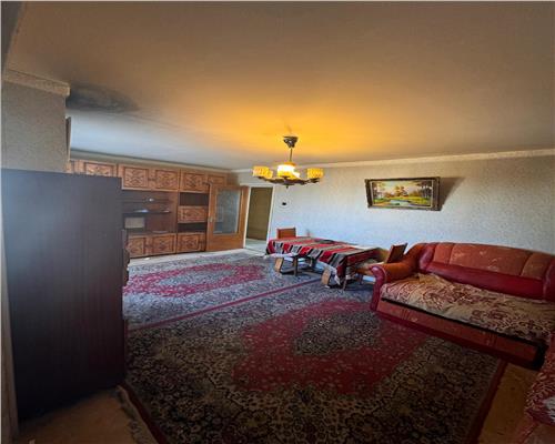 Apartament 4 camere , P-ta Mihai Viteazul , Republicii , zona centrala, Ploiesti