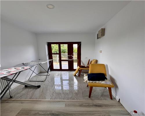 Vila 4 camere plus 2 terase, in Lipanesti, la 10 km de Ploiesti.