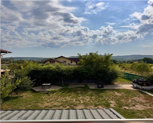 Vila 4 camere plus 2 terase, in Lipanesti, la 10 km de Ploiesti.
