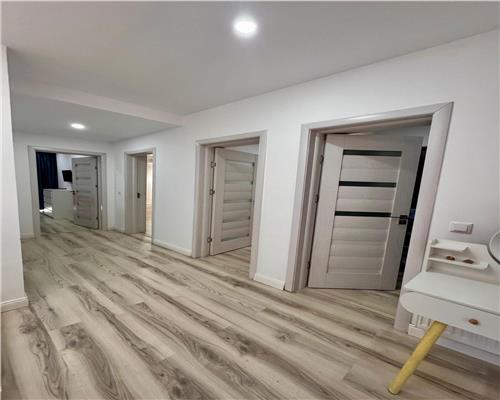 Vila 4 camere plus 2 terase, in Lipanesti, la 10 km de Ploiesti.