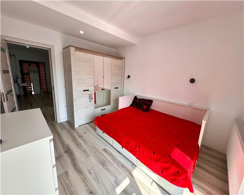 Vila 4 camere plus 2 terase, in Lipanesti, la 10 km de Ploiesti.