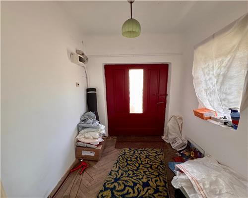 Casa 3 camere, in Ploiesti, zona centrala.