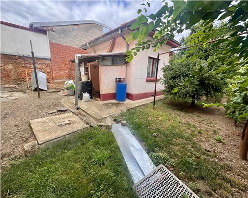 Casa 3 camere, in Ploiesti, zona centrala.