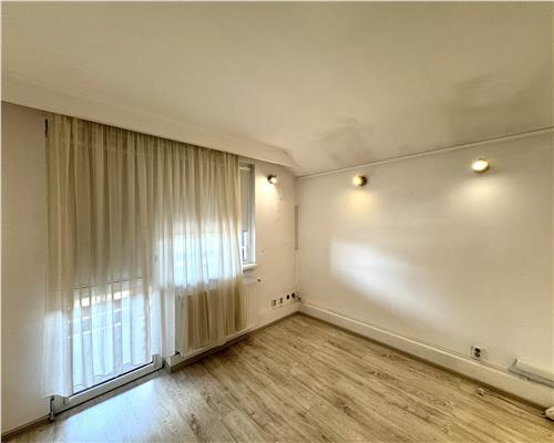 Vila P+1E, 5 camere, teren 234 mp, zona centrala, Ploiesti